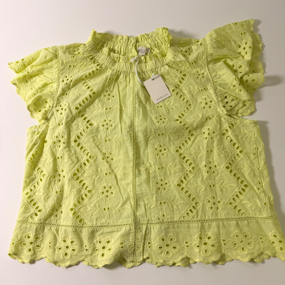 Jennifer & Grace Shadow Lime Eyelet Flutter Sleeve Top Large